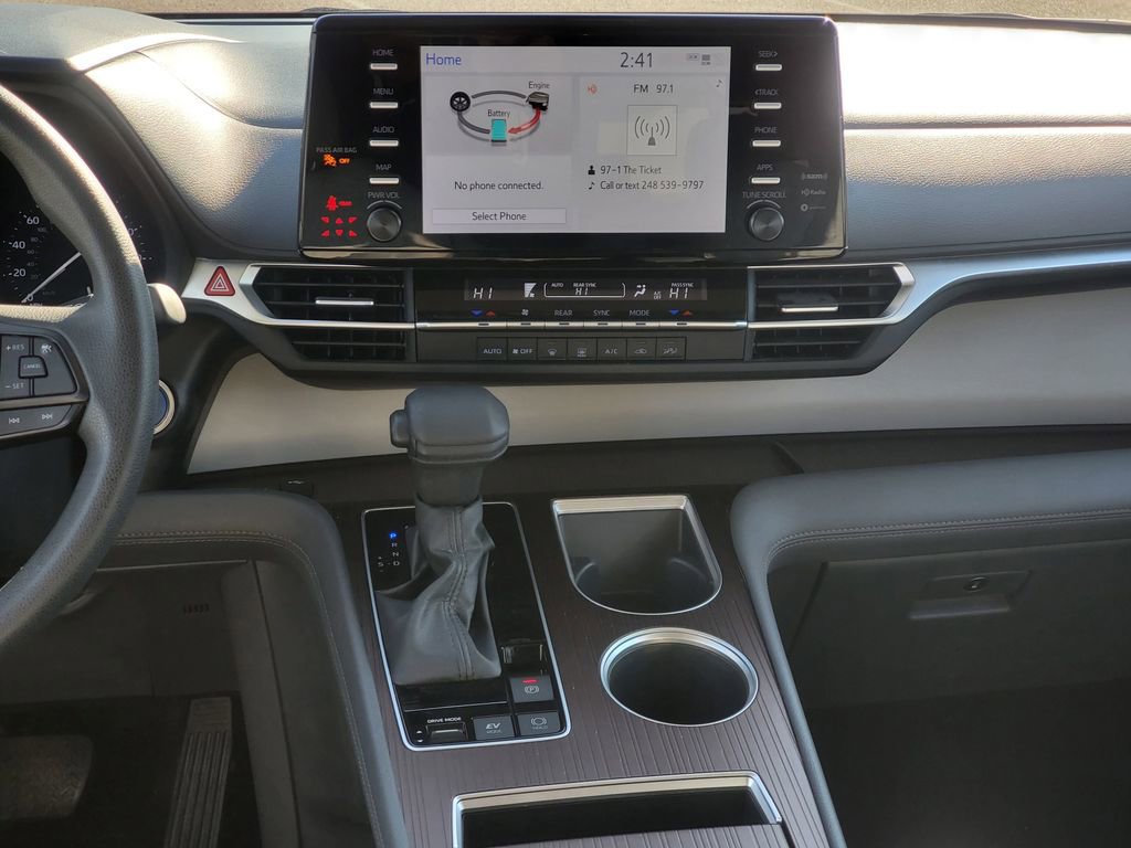 Used 2023 Toyota Sienna LE image 28