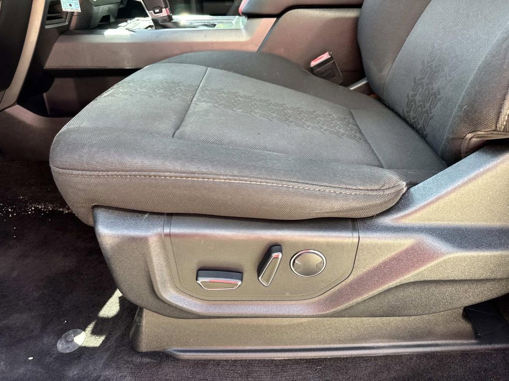 Used 2018 Ford F150 XLT w/ Equipment Group 302A Luxury RWD image 18