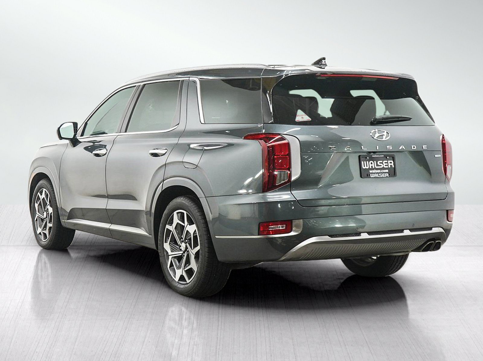 Used 2022 Hyundai Palisade Calligraphy w/ Cargo Package AWD/4WD image 3