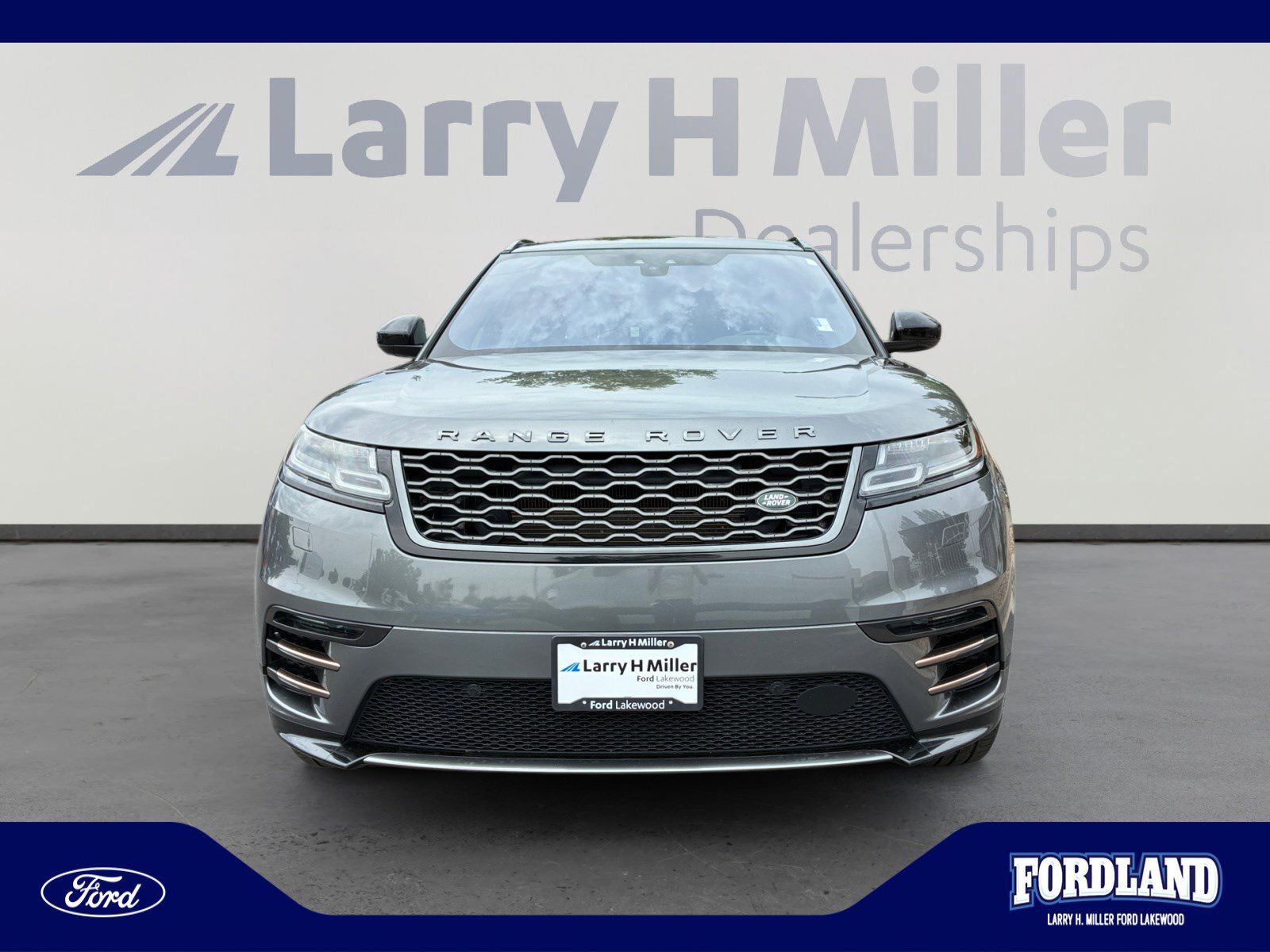 Used 2019 Land Rover Range Rover Velar R-Dynamic SE AWD/4WD image 8