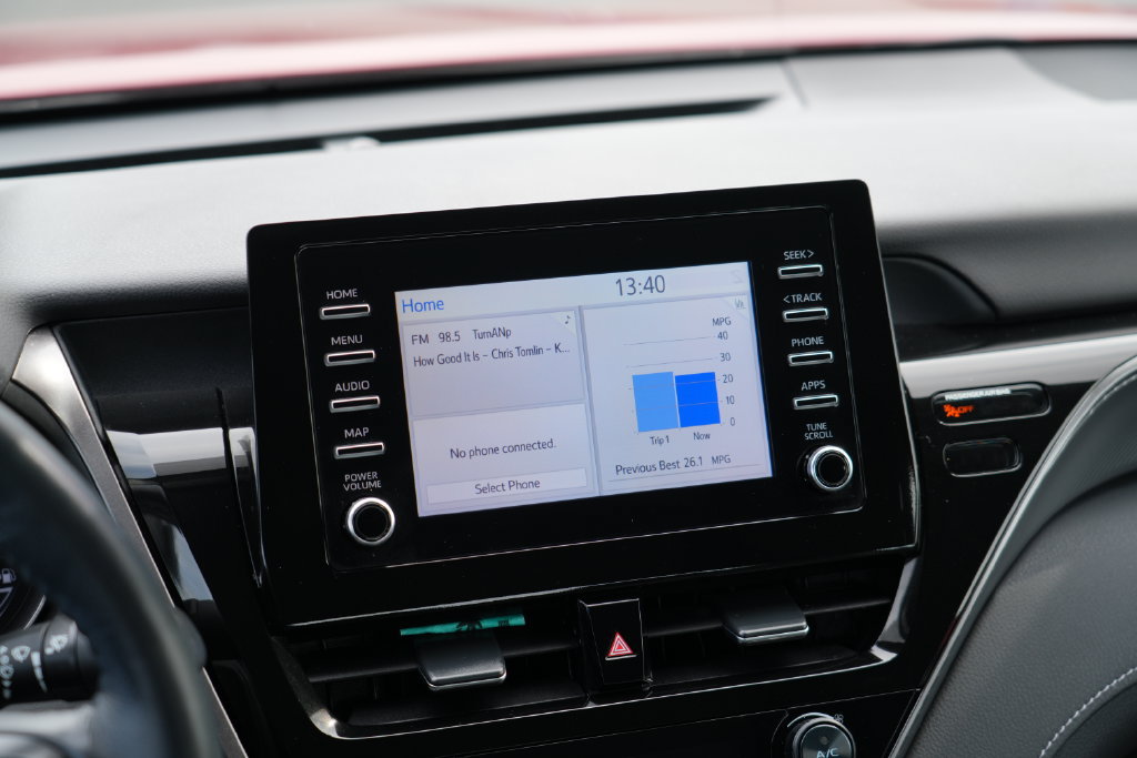 Used 2023 Toyota Camry SE FWD image 19