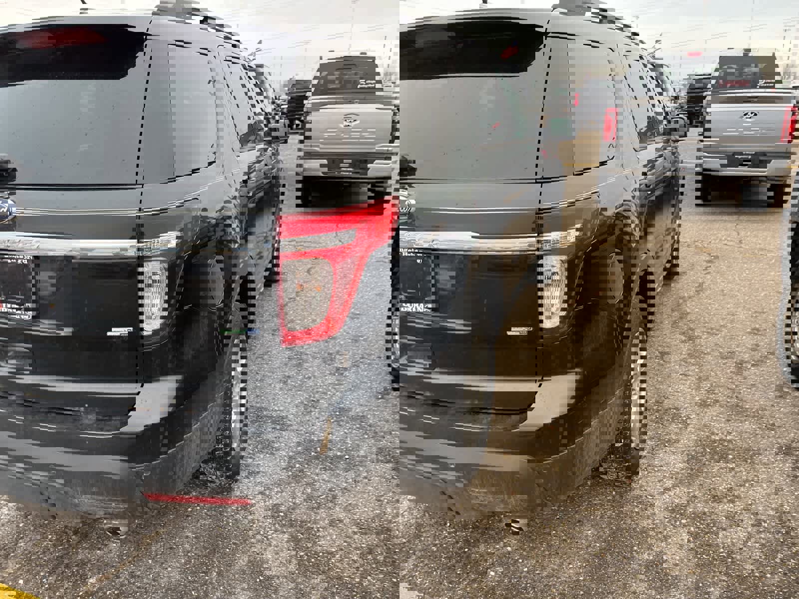 Used 2013 Ford Explorer 4WD w/ Class III Trailer Tow Pkg image 14