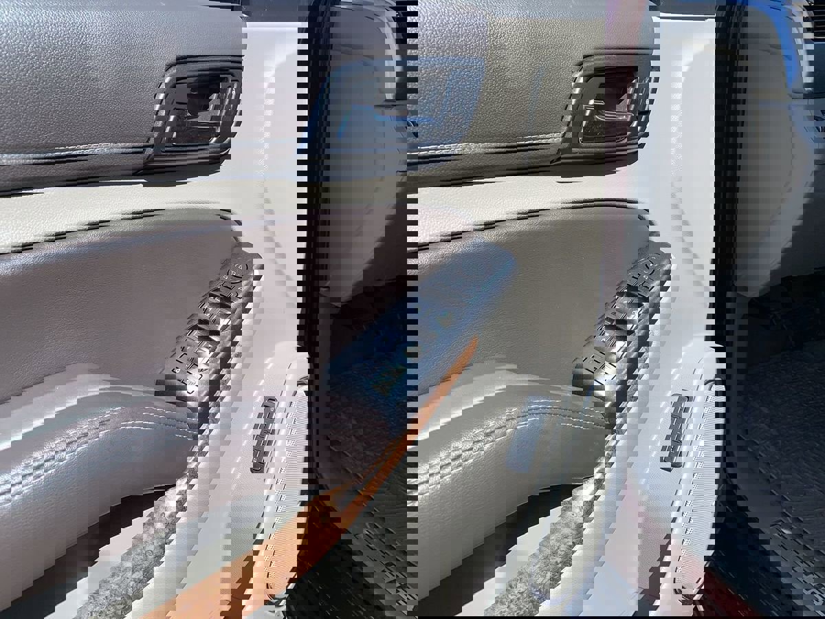 Used 2020 Chevrolet Tahoe Premier image 18