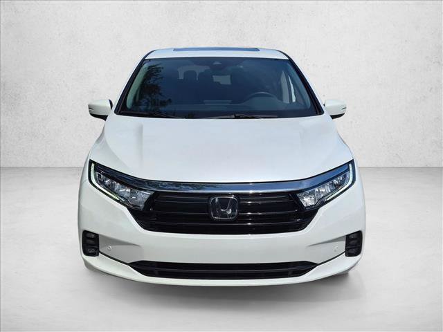 Used 2024 Honda Odyssey Touring image 2