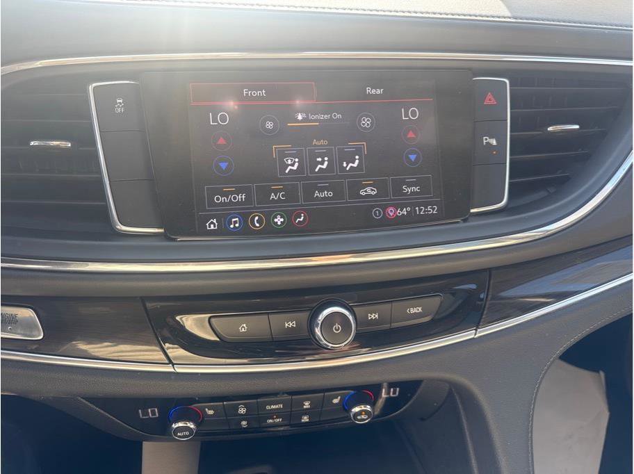 Used 2020 Buick Enclave Essence w/ LPO, Cargo Package FWD image 16