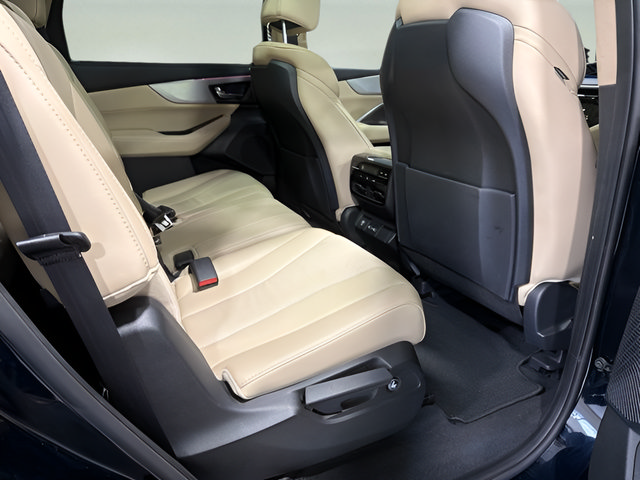 Used 2023 Acura MDX w/ Technology Package FWD image 36