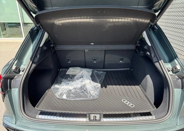 New 2026 Audi Q3 quattro 2.0T AWD/4WD image 17