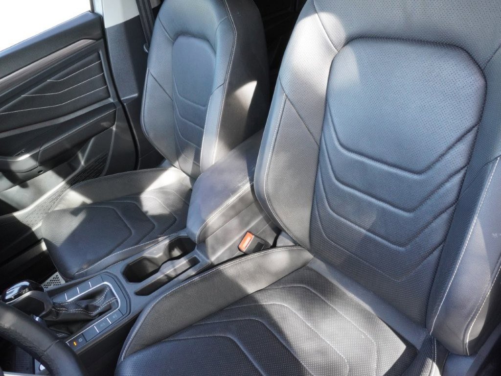 Used 2024 Volkswagen Jetta SEL image 10