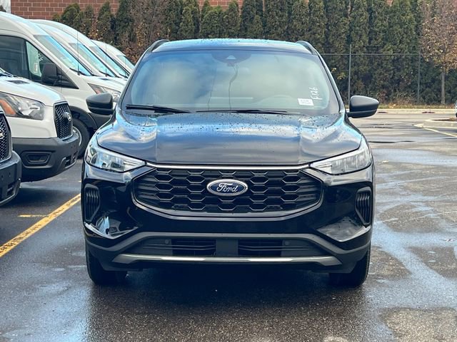 New 2026 Ford Escape ST-Line w/ Tech Pack #1 image 3