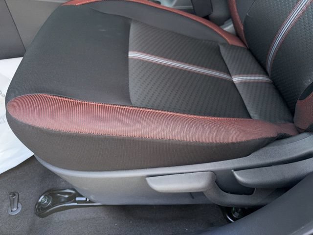 New 2025 Nissan Versa SR w/ Trunk Package FWD image 10