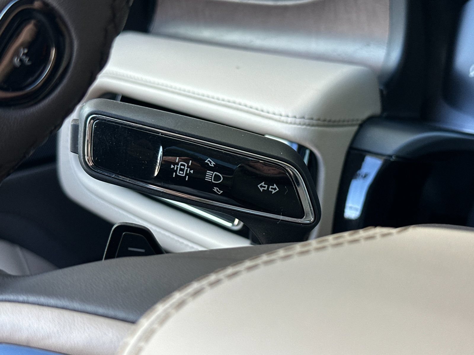 Certified 2023 Lincoln Aviator Reserve w/ Equipment Group 201A AWD/4WD image 29