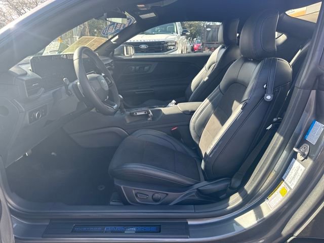 Used 2026 Ford Mustang Dark Horse image 9
