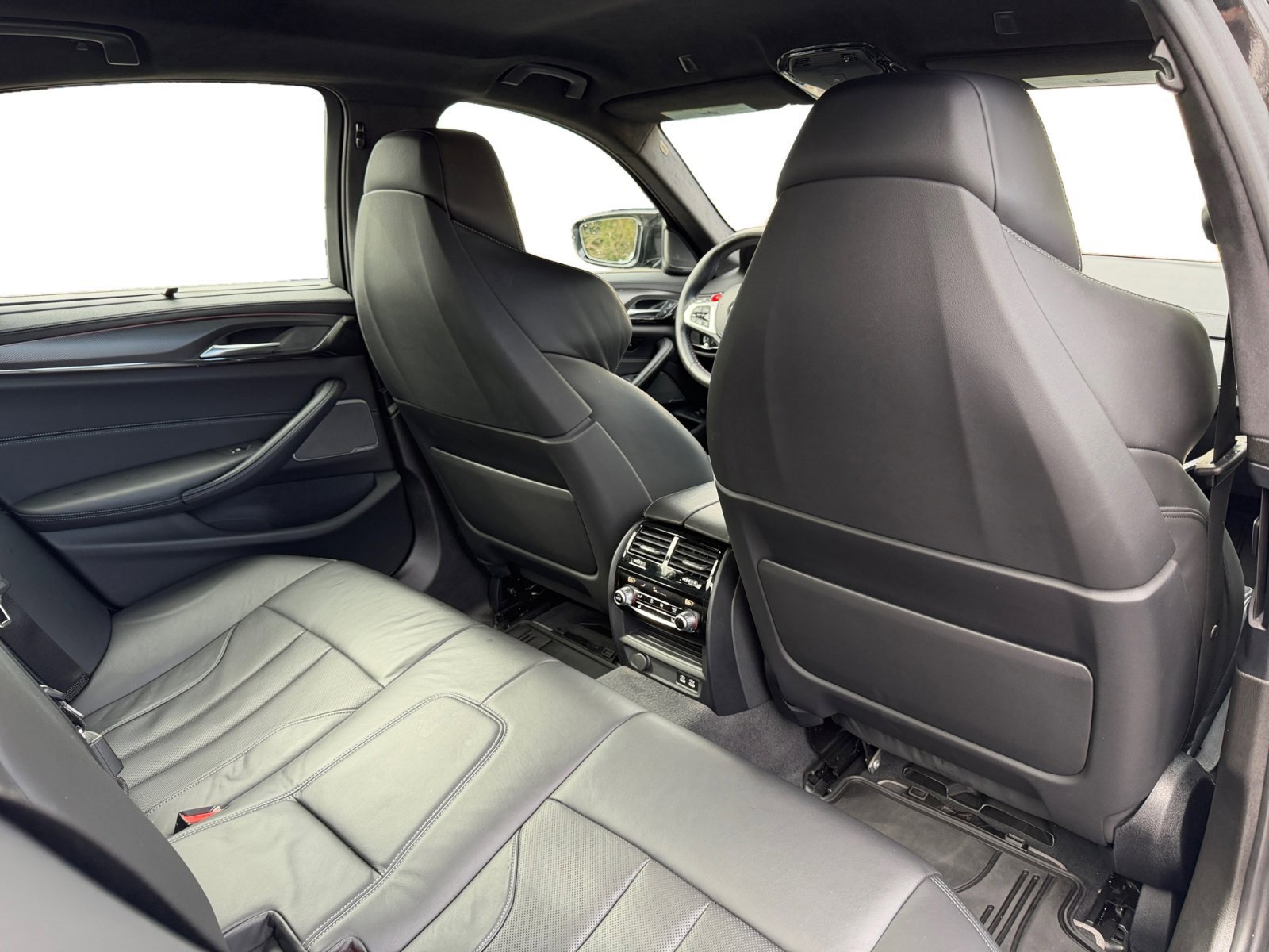 Used 2022 BMW M5 w/ Executive Package image 20