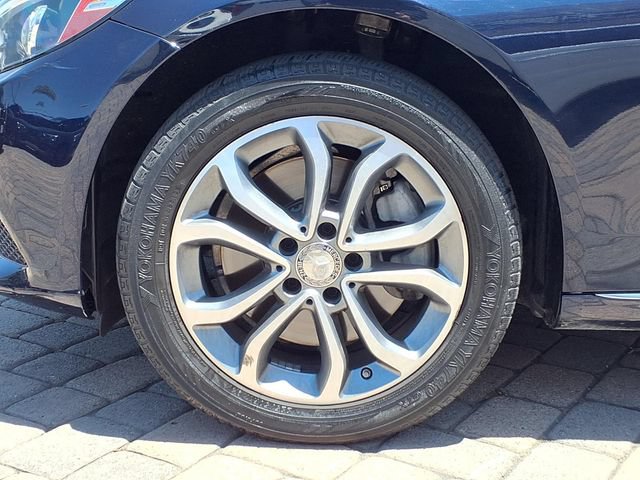 Used 2015 Mercedes-Benz C 300 4MATIC Sedan image 9