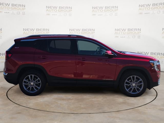 Used 2023 GMC Terrain SLT image 6