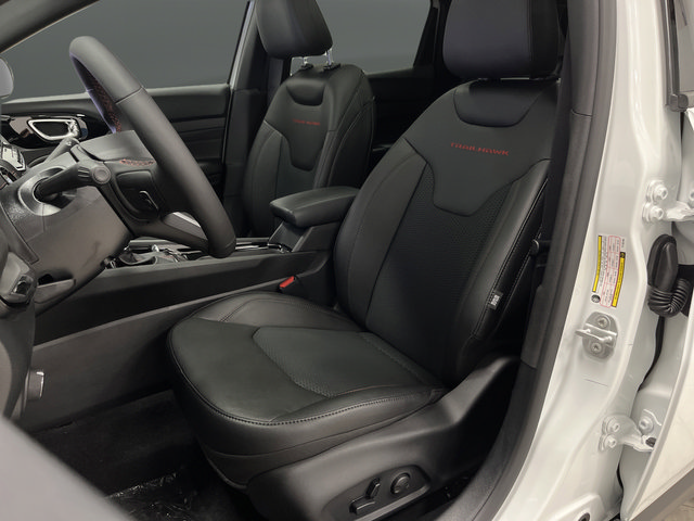 New 2026 Jeep Compass Trailhawk w/ Sun, Sound & Navigation Group AWD/4WD image 4