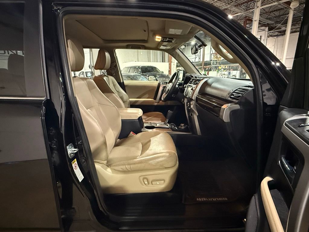 Used 2018 Toyota 4Runner Limited AWD/4WD image 14