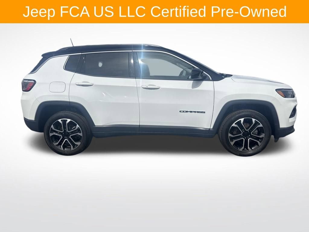 Certified 2022 Jeep Compass Limited image 2