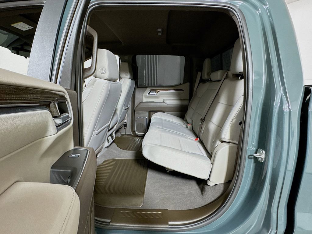 Certified 2025 Chevrolet Silverado 1500 LT w/ Safety Package image 22