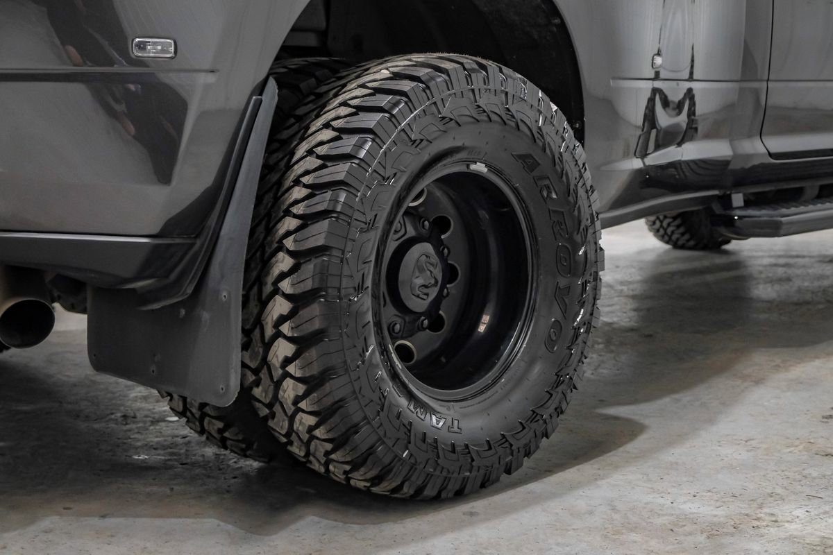 Used 2024 RAM 3500 Laramie w/ Night Edition image 65