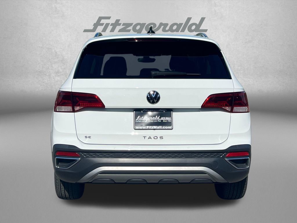 Used 2024 Volkswagen Taos SE FWD image 6