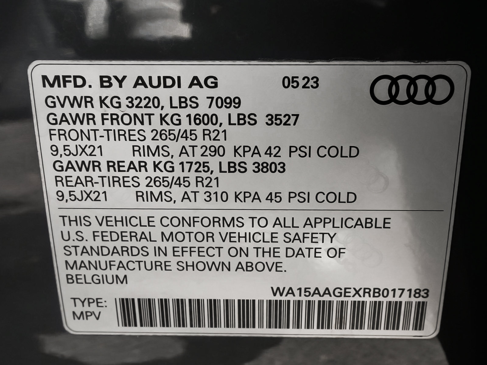 Used 2024 Audi Q8 e-tron Premium Plus w/ Premium Plus Package AWD/4WD image 16