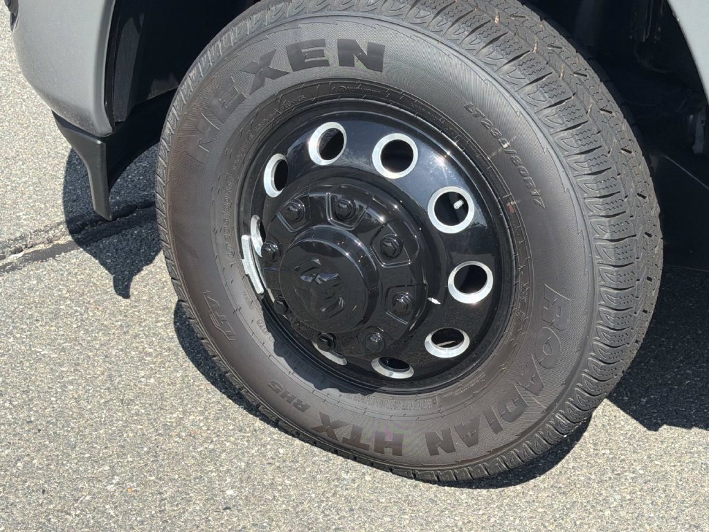 New 2026 RAM 3500 Big Horn AWD/4WD image 29