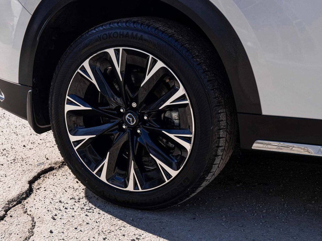Used 2024 MAZDA CX-90 Plug-In Hybrid w/ Premium Plus image 10