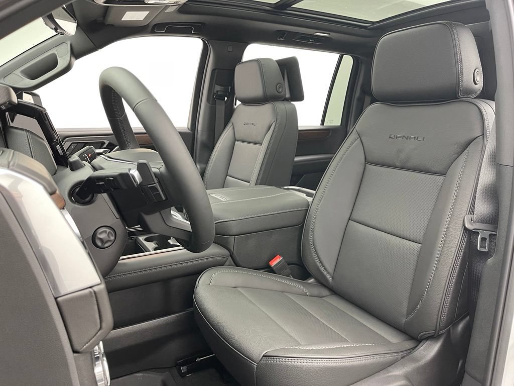 New 2026 GMC Yukon XL Denali w/ Denali Reserve Package AWD/4WD image 23