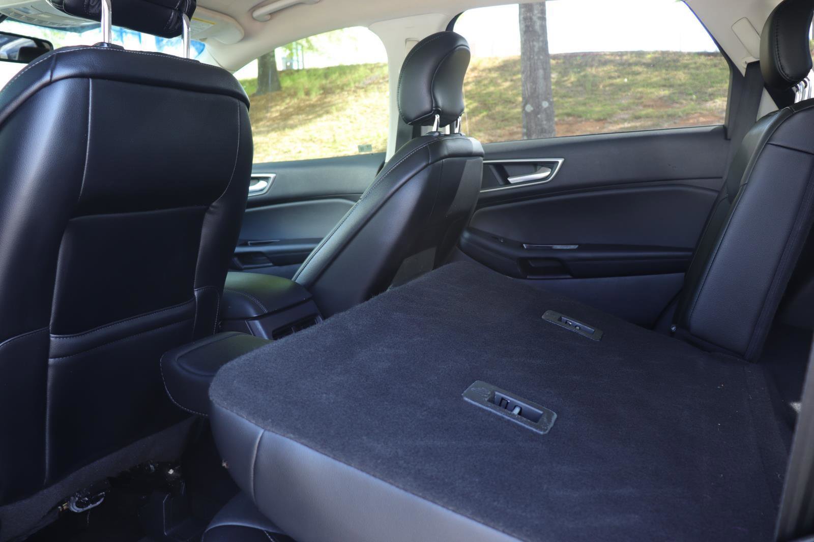 Used 2018 Ford Edge SEL w/ Equipment Group 201A image 14