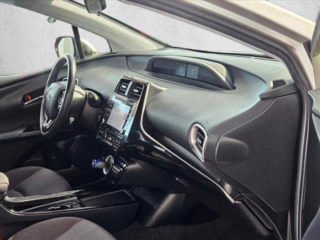 Used 2020 Toyota Prius Prime LE w/ Carpet Mat Package FWD image 18