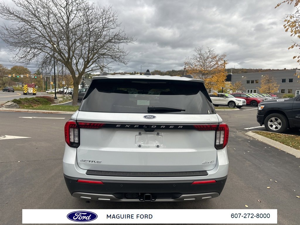 New 2026 Ford Explorer Active w/ Active Comfort Package image 6