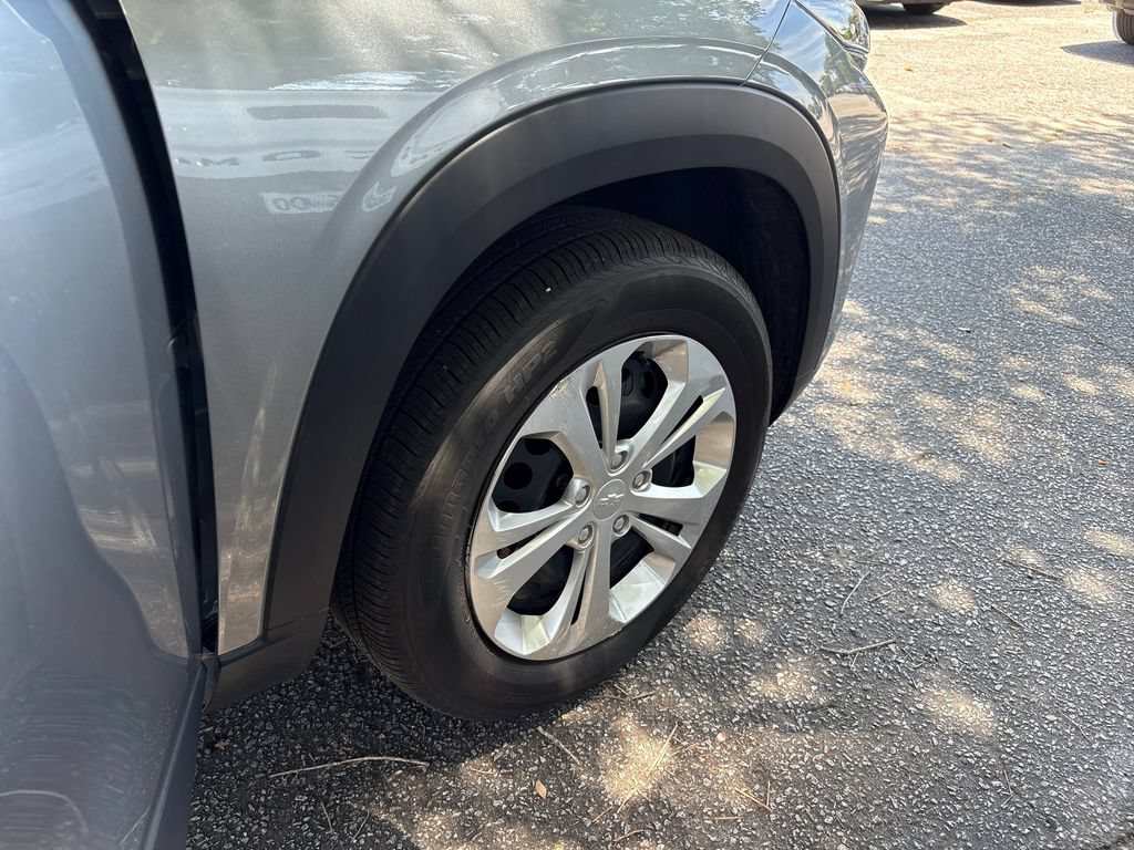 Used 2026 Chevrolet Trax LS FWD image 25