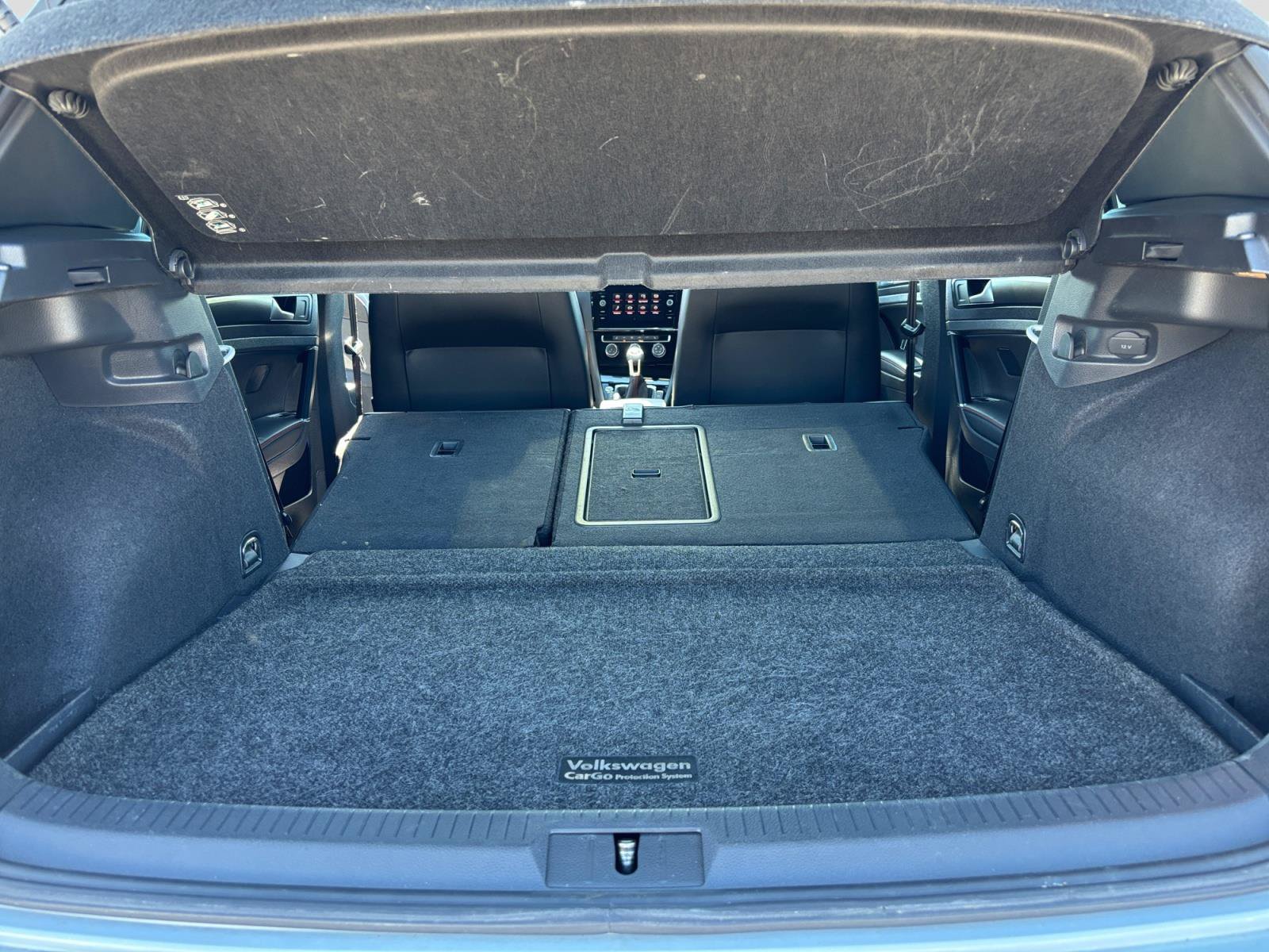 Used 2018 Volkswagen GTI SE w/ SE Leather Package FWD image 46