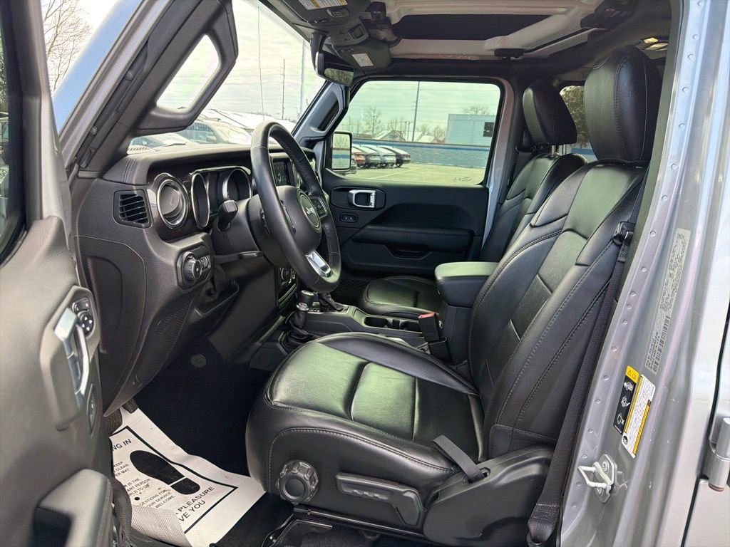 Used 2021 Jeep Wrangler Unlimited Sahara image 16