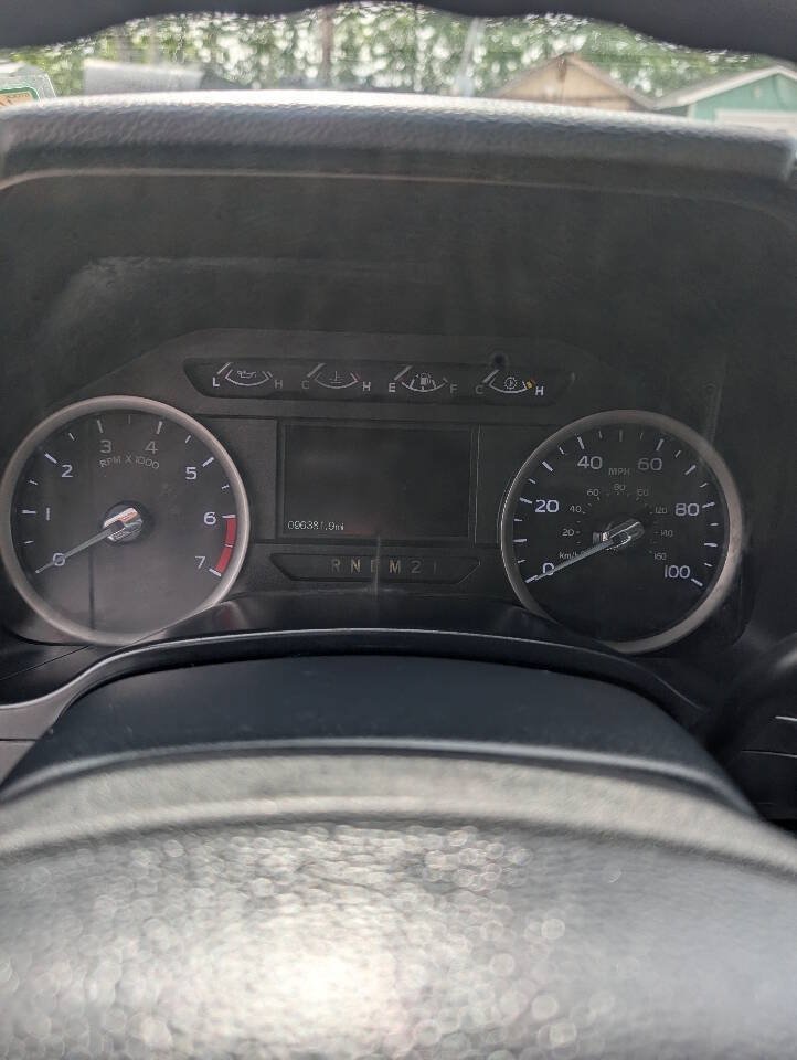 Used 2019 Ford F350 XLT w/ Camper Package AWD/4WD image 18