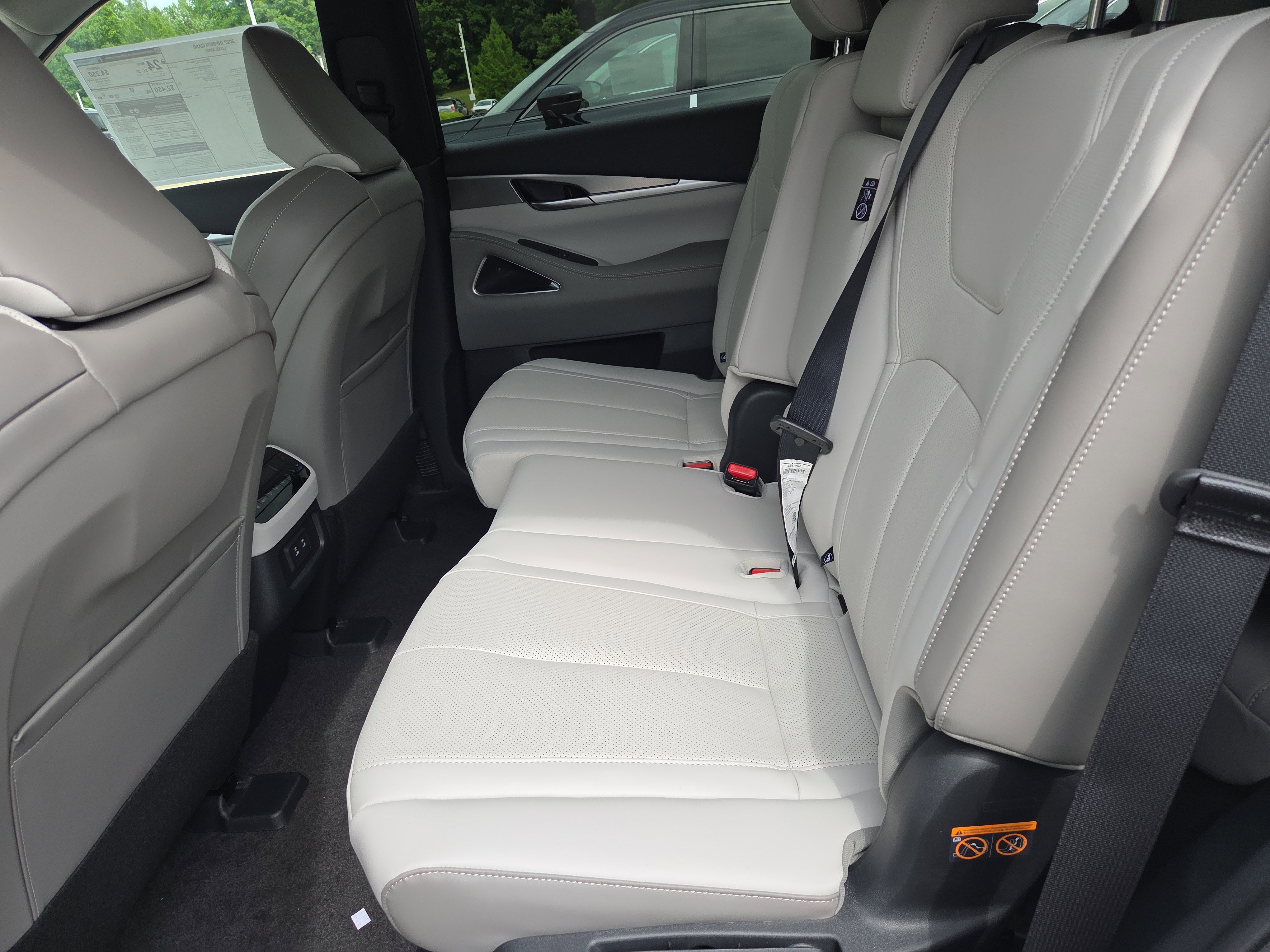 New 2027 INFINITI QX60 Luxe w/ Cargo Package AWD/4WD image 6