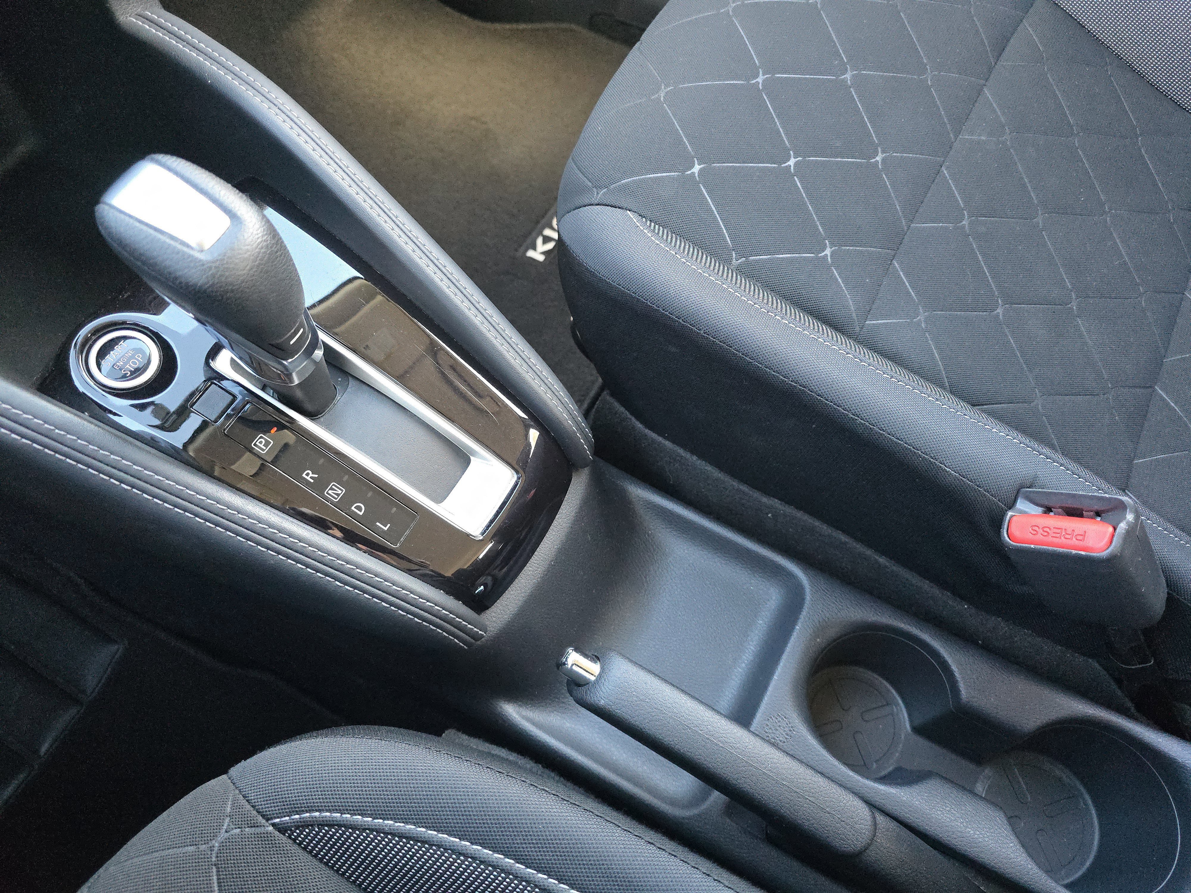 Used 2019 Nissan Kicks SV w/ Exterior Package image 25