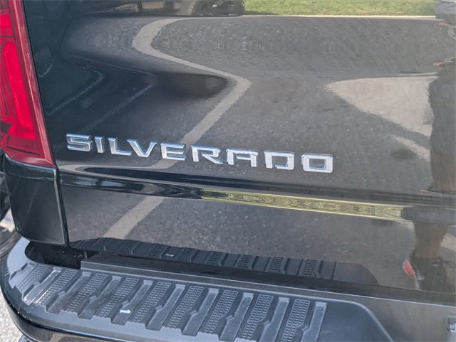 Used 2023 Chevrolet Silverado 1500 High Country w/ High Country Premium Package image 13