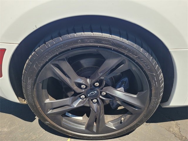 Used 2020 Chevrolet Camaro SS image 26