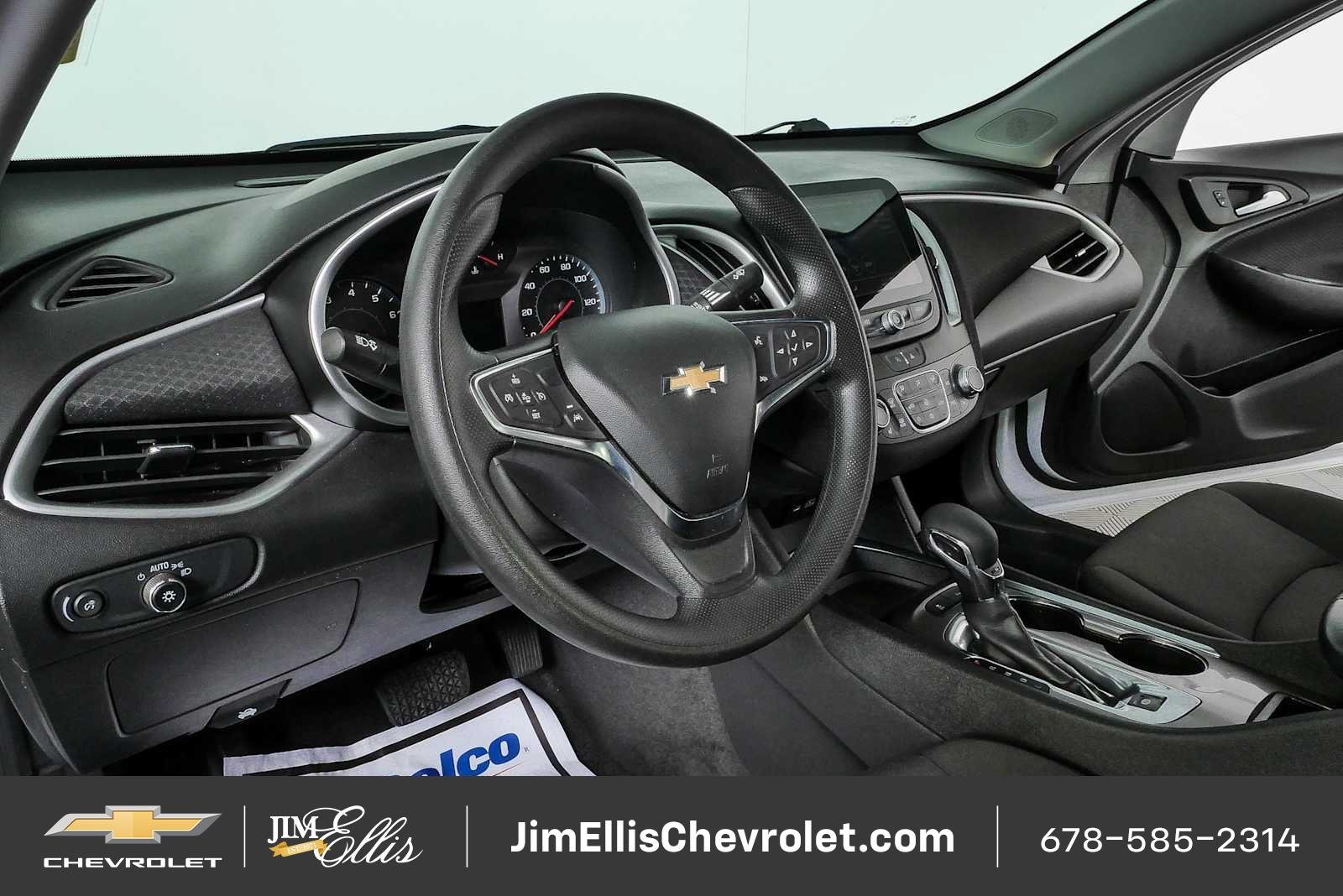 Certified 2024 Chevrolet Malibu LT FWD image 4