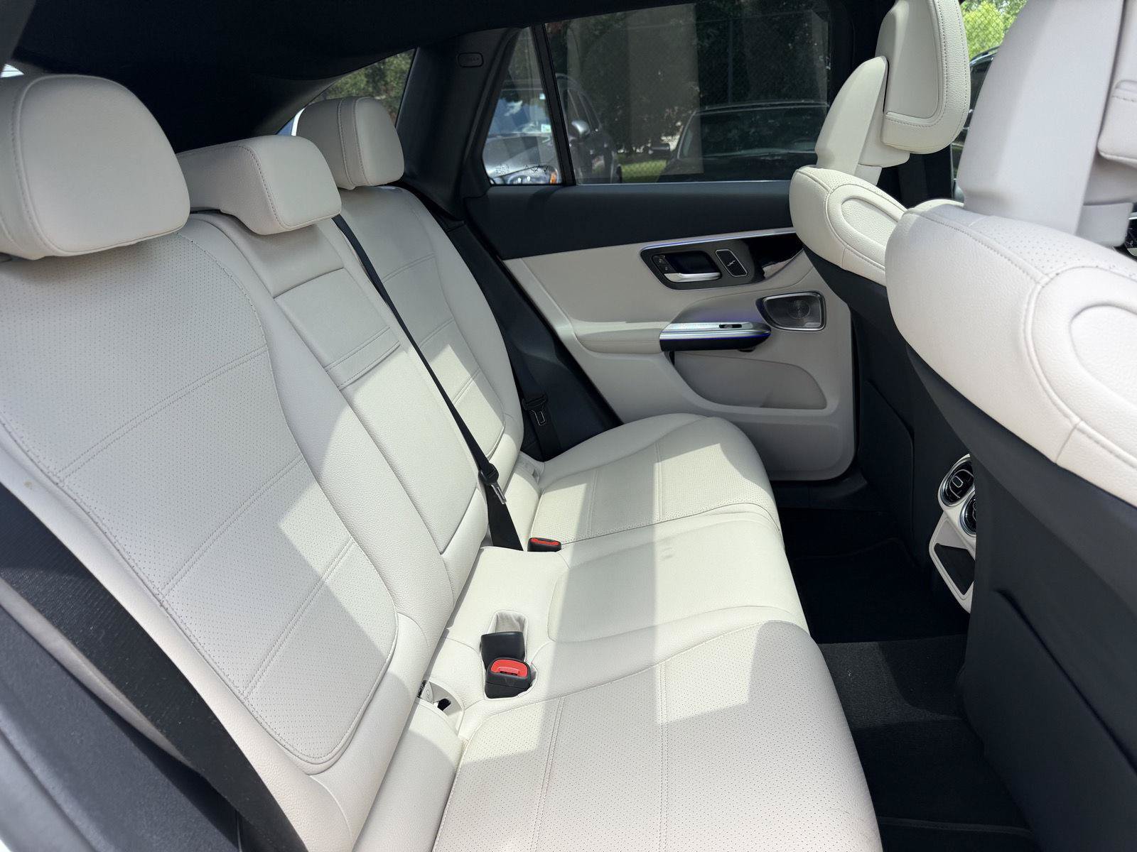 Certified 2026 Mercedes-Benz GLC 300 image 27
