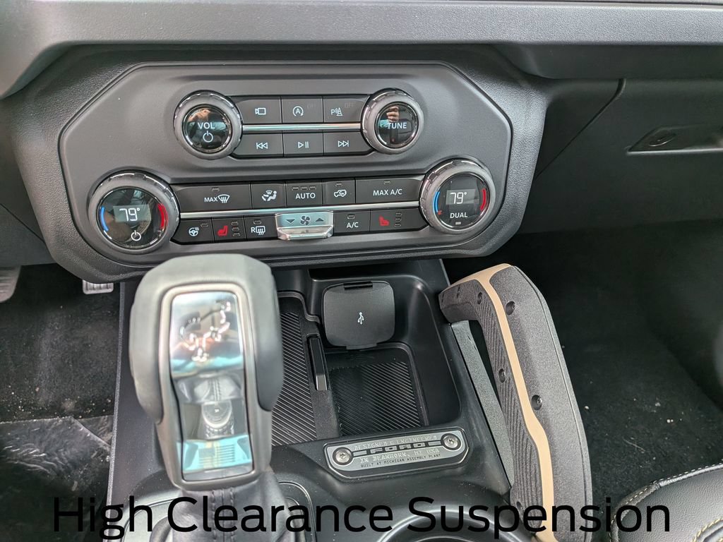 New 2025 Ford Bronco Badlands AWD/4WD image 28