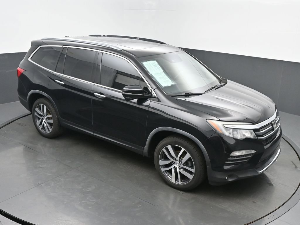Used 2017 Honda Pilot Touring image 46