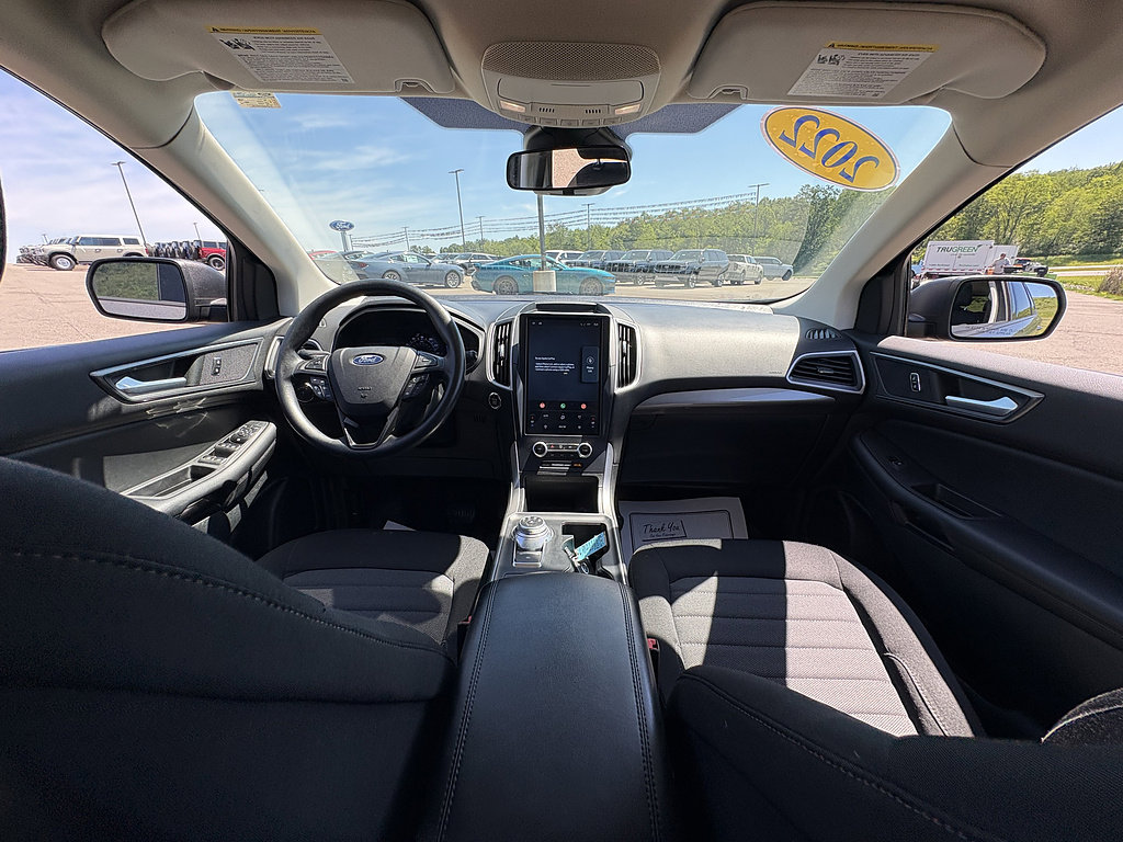Used 2022 Ford Edge SE AWD/4WD image 21