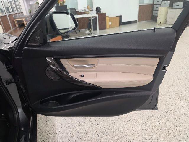 Used 2015 BMW 328i xDrive Sedan AWD/4WD image 27