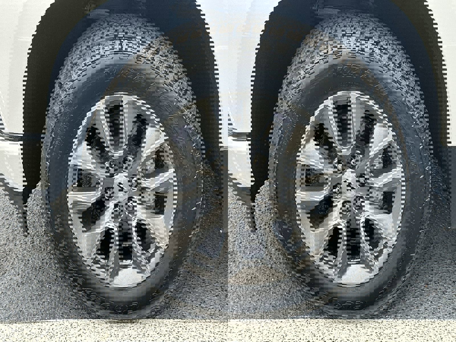 Used 2022 Chevrolet Silverado 1500 RST image 13