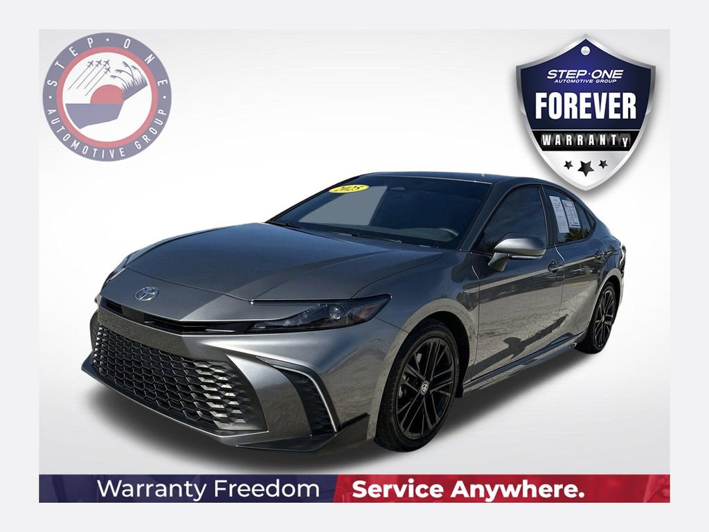 Used 2025 Toyota Camry SE w/ Multimedia Upgrade Package