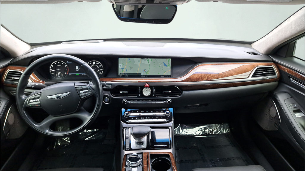 Used 2019 Genesis G90 3.3T Premium RWD image 17