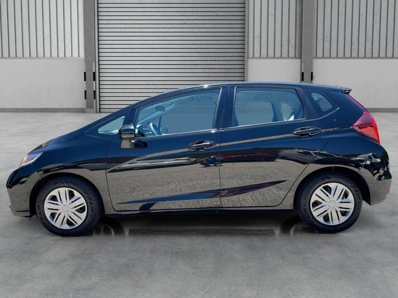 Used 2018 Honda Fit LX image 28
